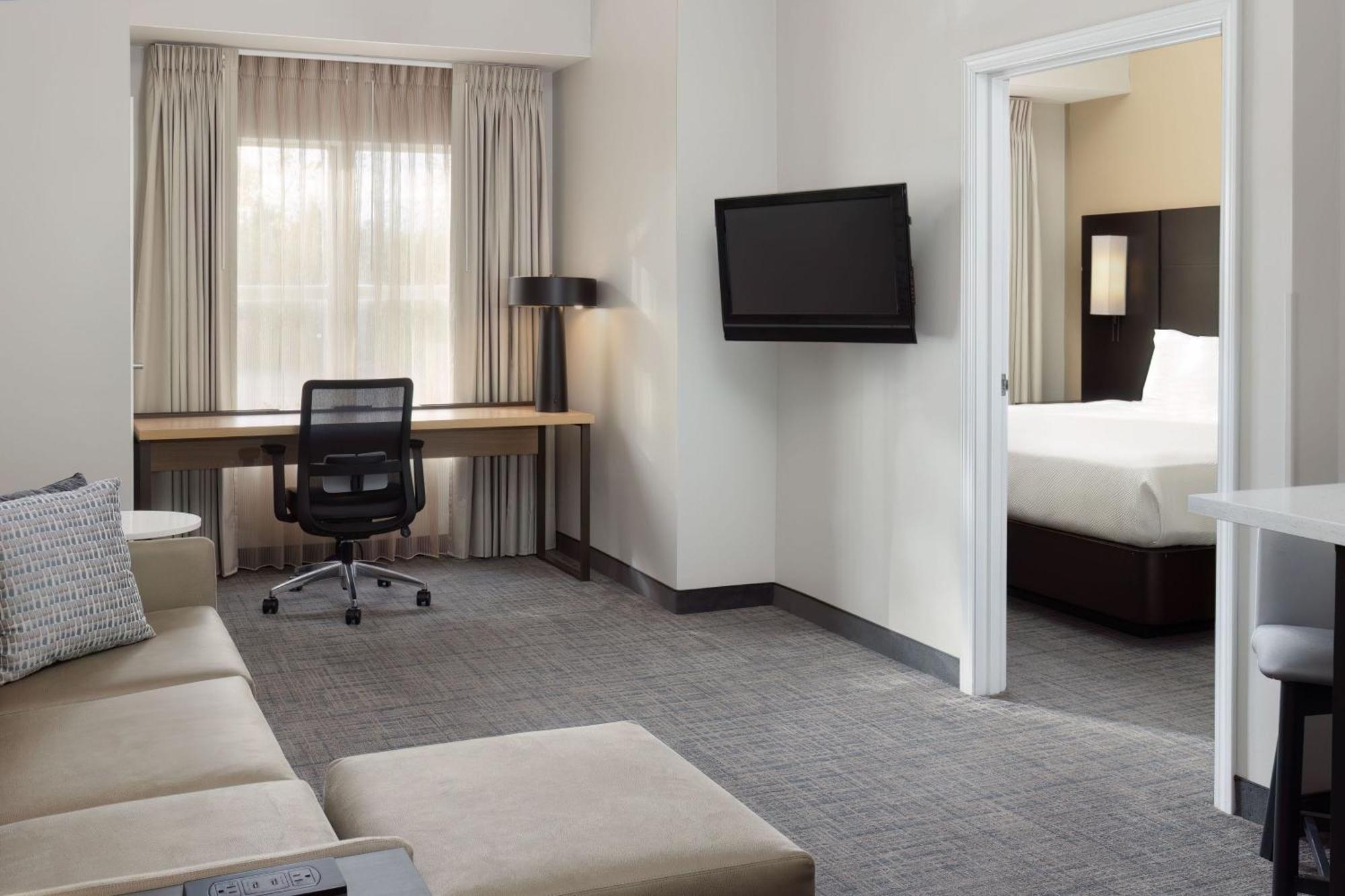Providence Coventry Hotel 3*